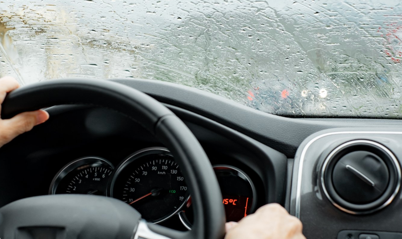 Chăm sóc ô tô mùa mưa – Những lưu ý không nên bỏ qua